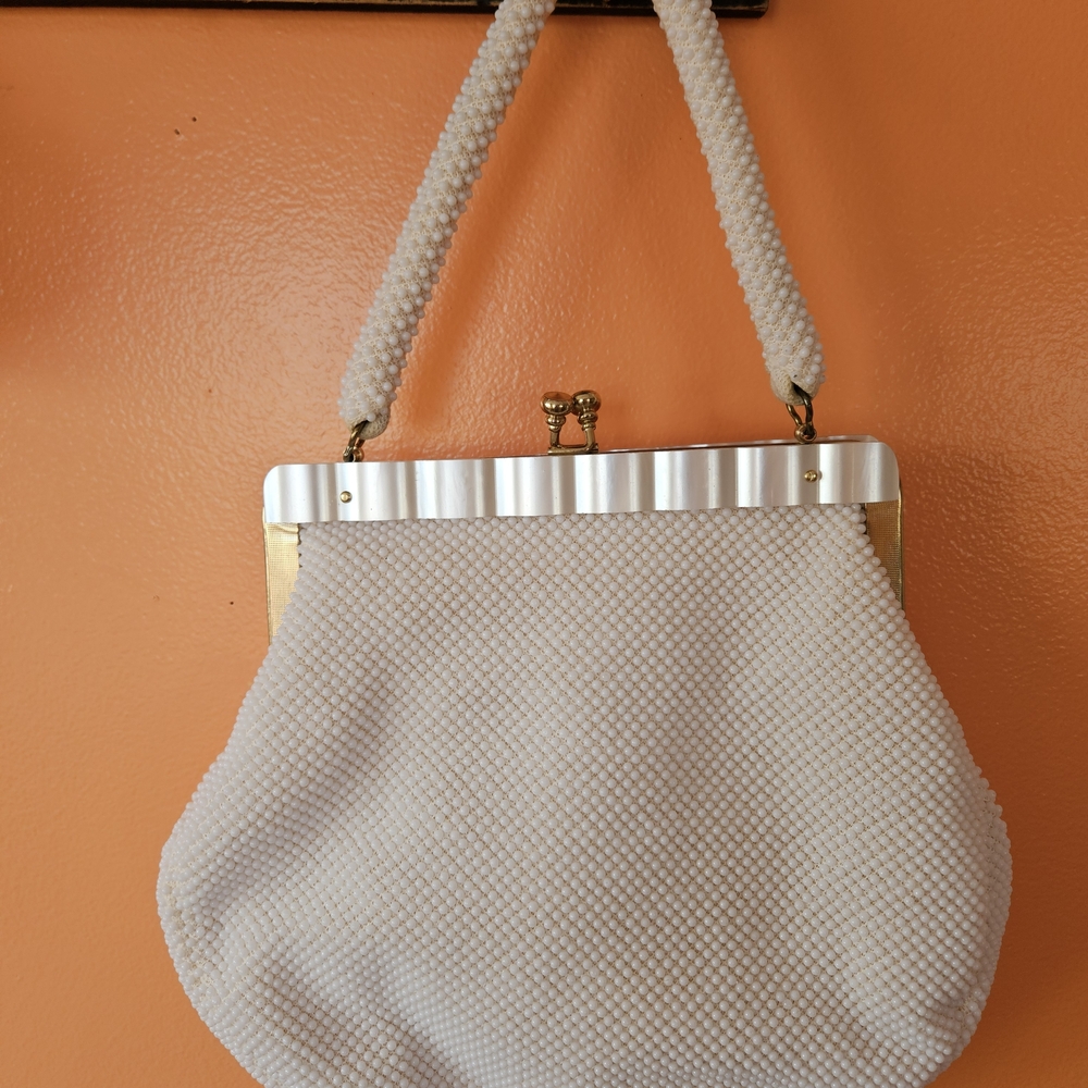 Vintage La Regale Beaded Cream Color Lucite Bag Purse Made in Hong Kong